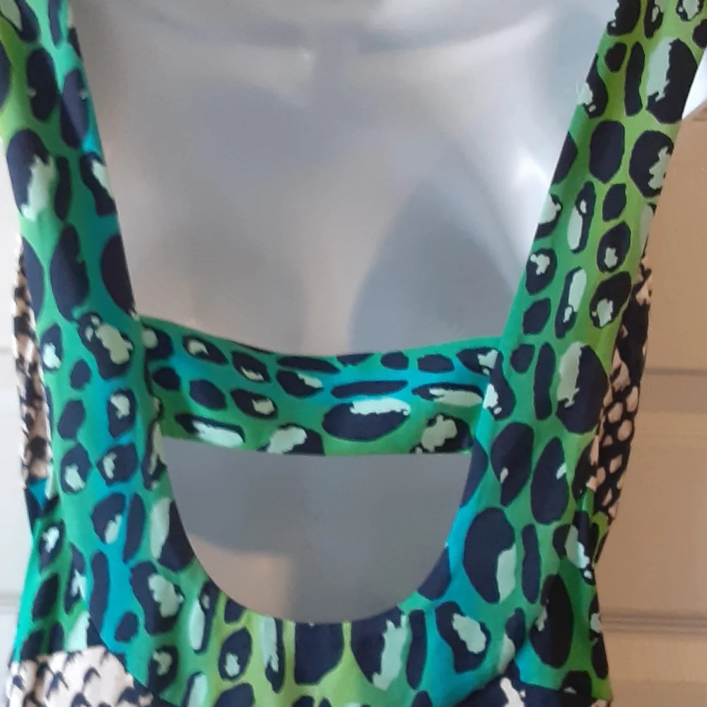 Diane Von Furstenberg Augustine Silk Open Back Midi Dress Animal Print Size 8 - Picture 7 of 13
